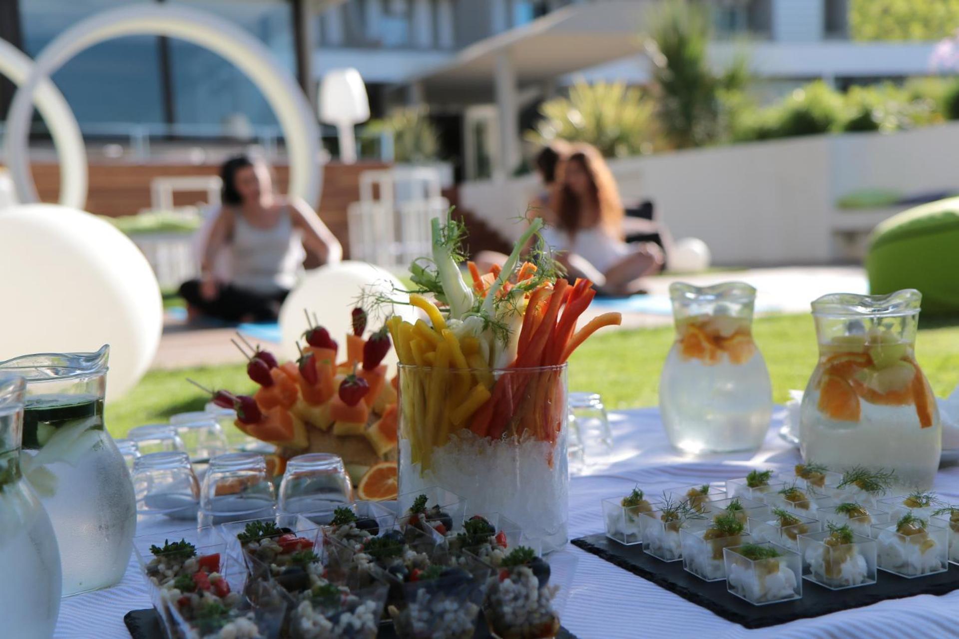 Oxygen Lifestyle Hotel Viserbella di Rimini ภายนอก รูปภาพ